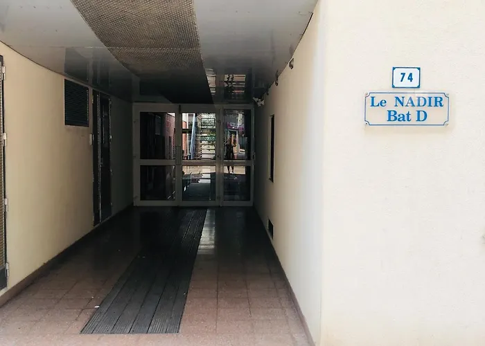 Charmant F2 à Port-Fréjus 2/4 personnes
