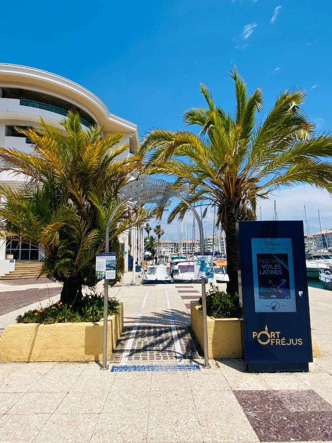 Apartment 2 Pieces A Port-frejus *